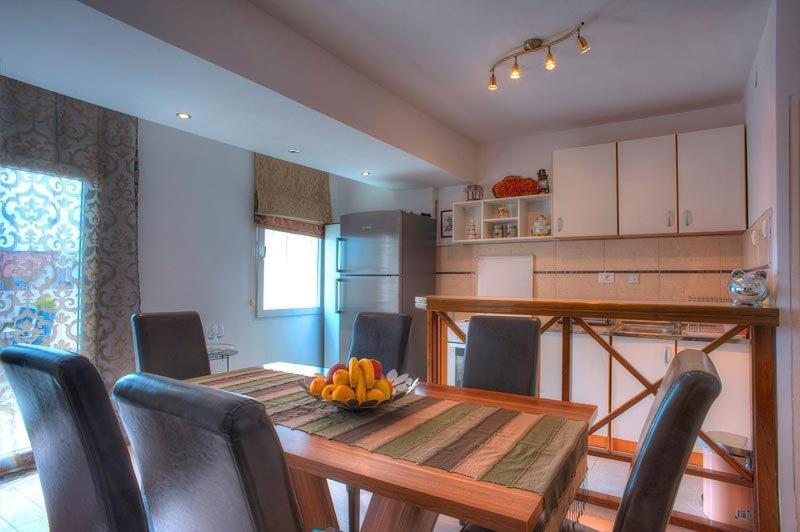 Seaside Apartments Petrovac Pokoj fotografie