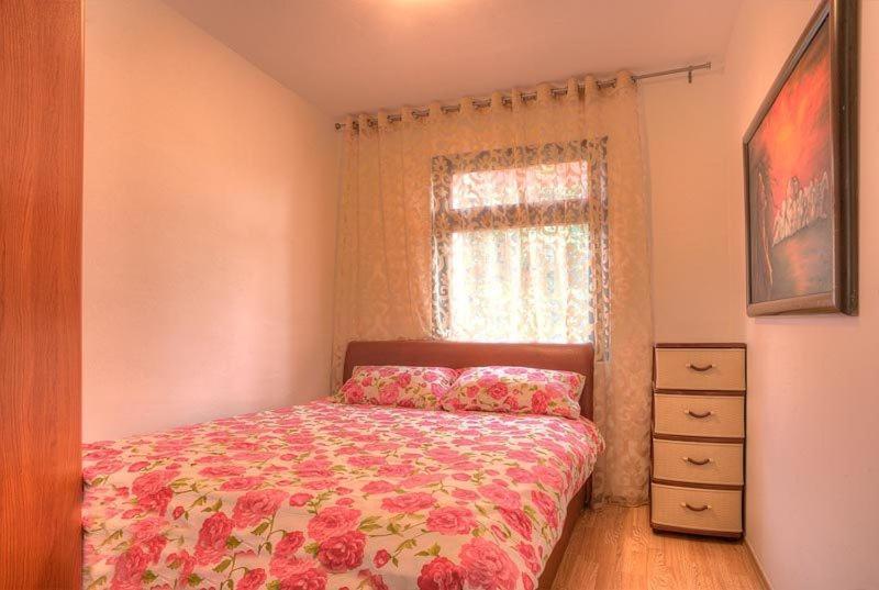 Seaside Apartments Petrovac Pokoj fotografie